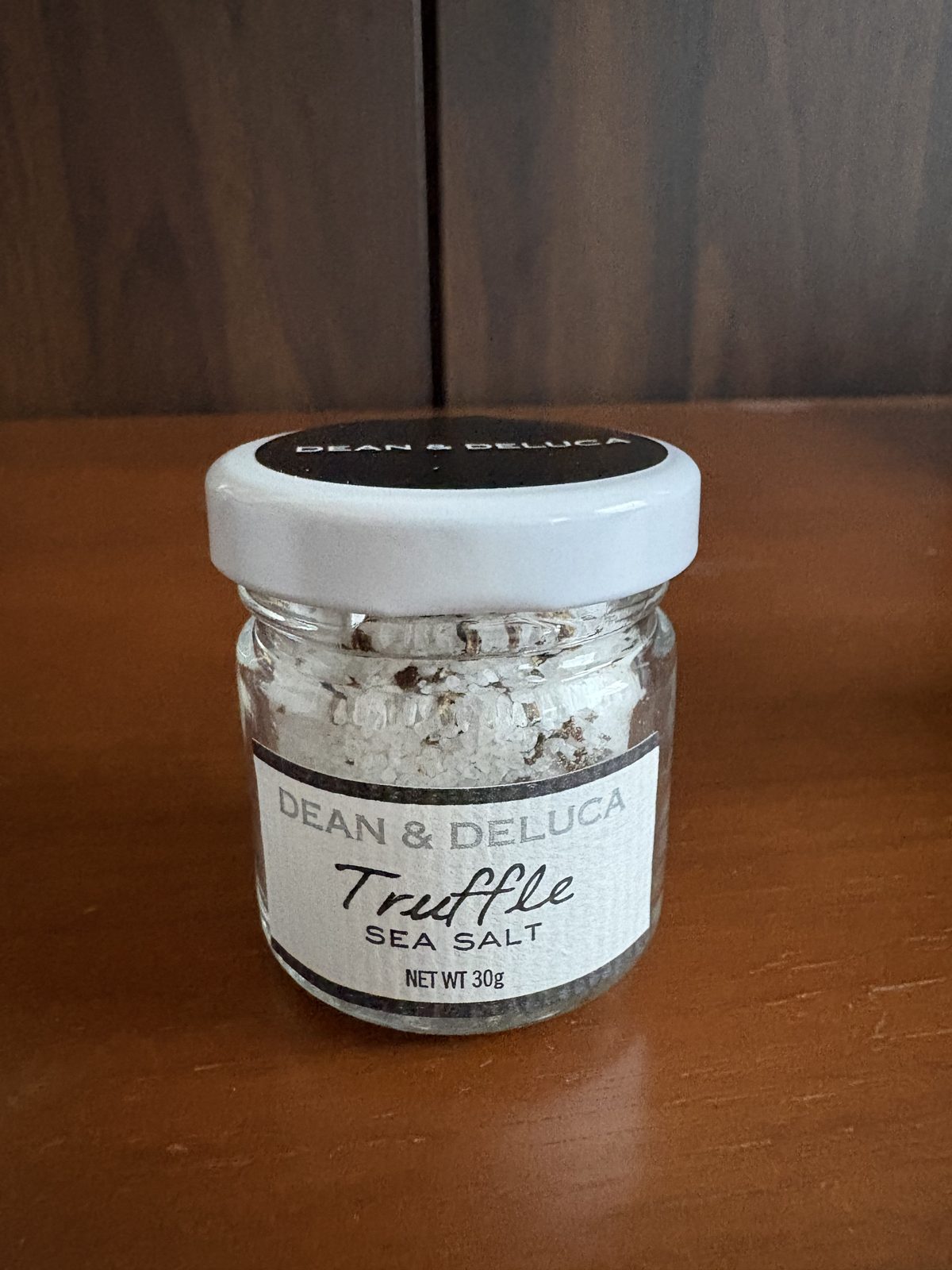 DEAN&DELUCAのトリュフ塩（Truffle Sea Salt）の瓶