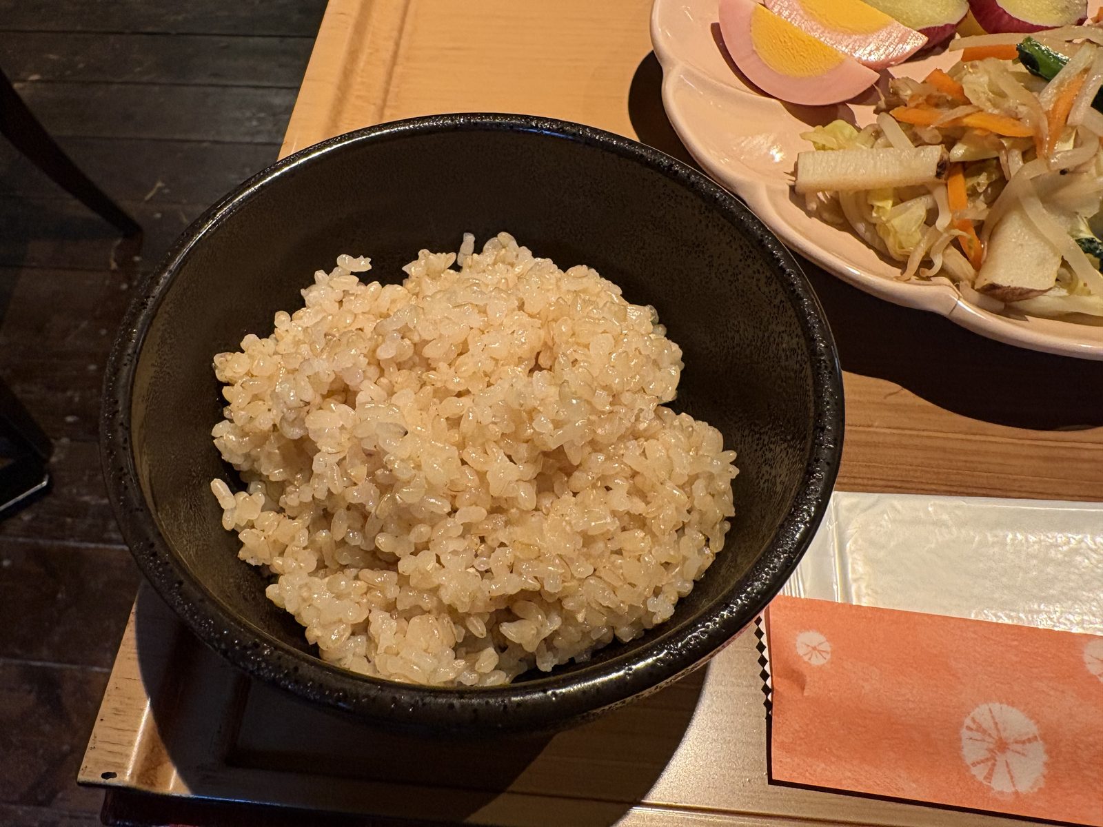 GENMAIの発酵玄米ごはんのアップ。つやつやでもっちり